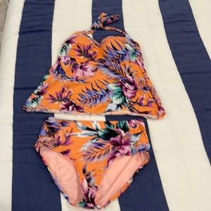 Liz Claiborne Swim top and bottom